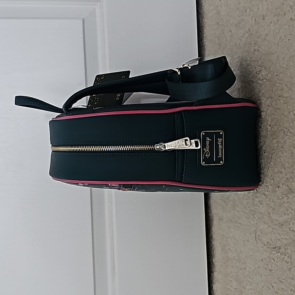 Loungefly Cinderella Backpack - Picture 4 of 8